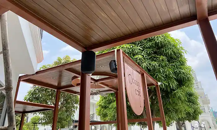 Cách bố trí loa cho quán cafe chuẩn nhất