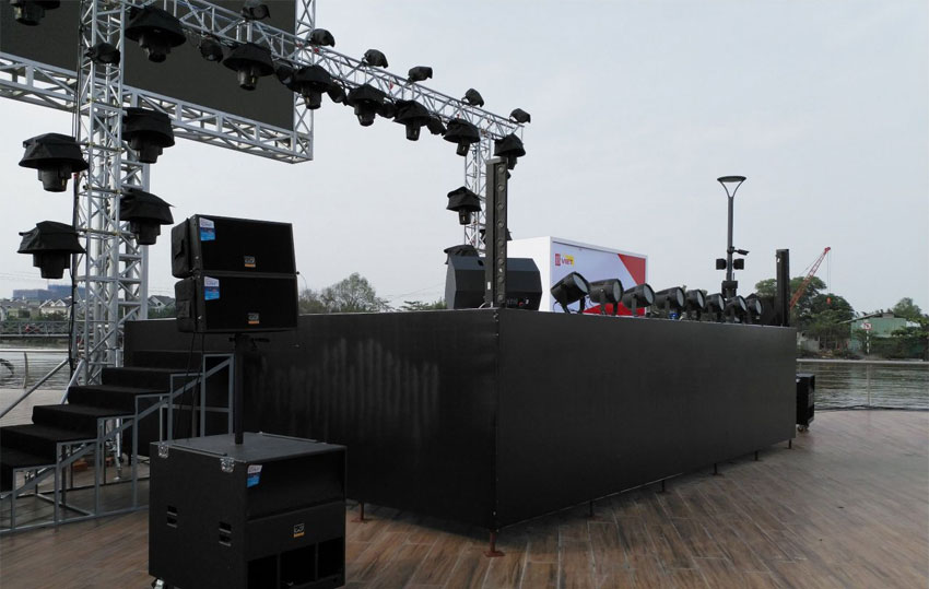 Âm thanh ngoài trời